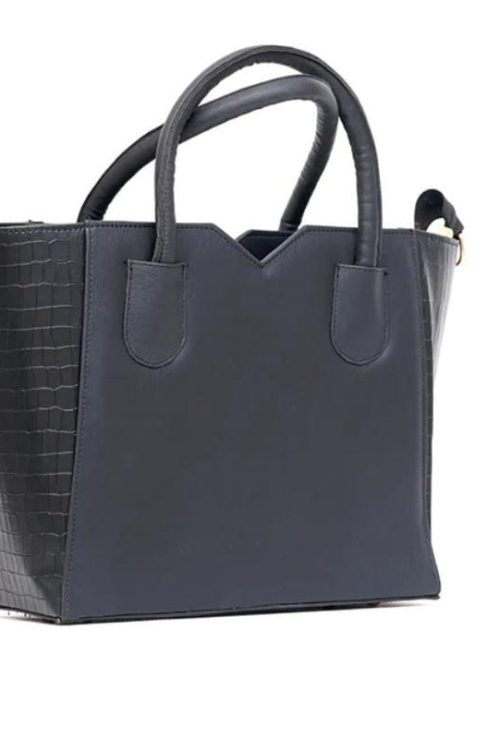 Ladies Black Color Wide-space Bag